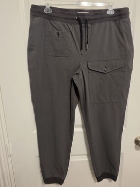 Men's Dark Gray Fieldworth Pace Jogger Pants with Drawstring Waist NWT